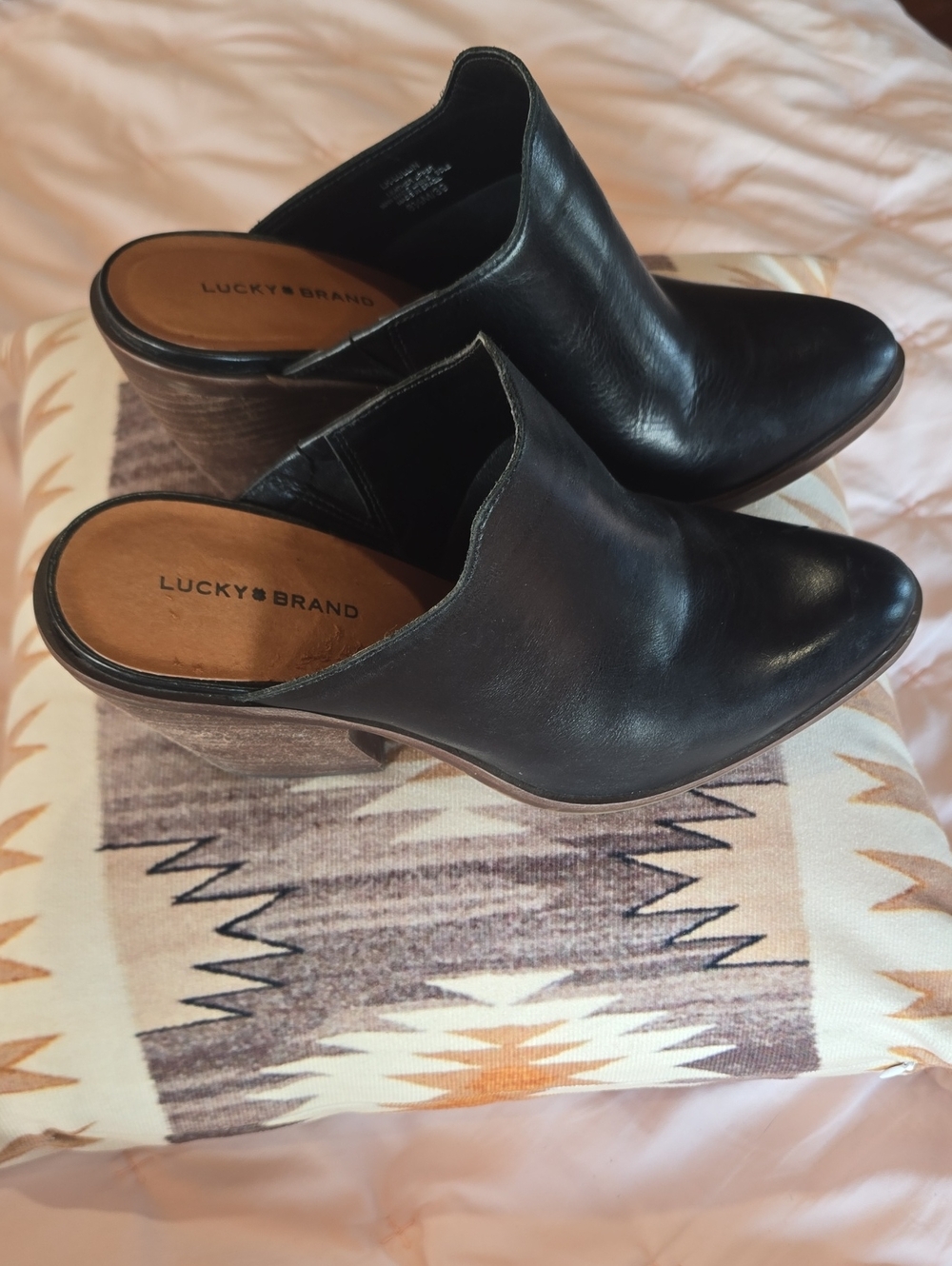 Lucky Brand Black Leather Slip-On Mules